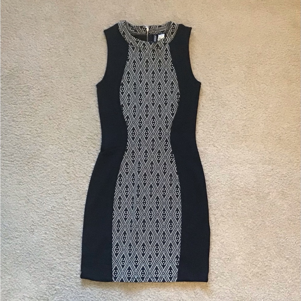 H&M Black and White Geometric Mini Dress